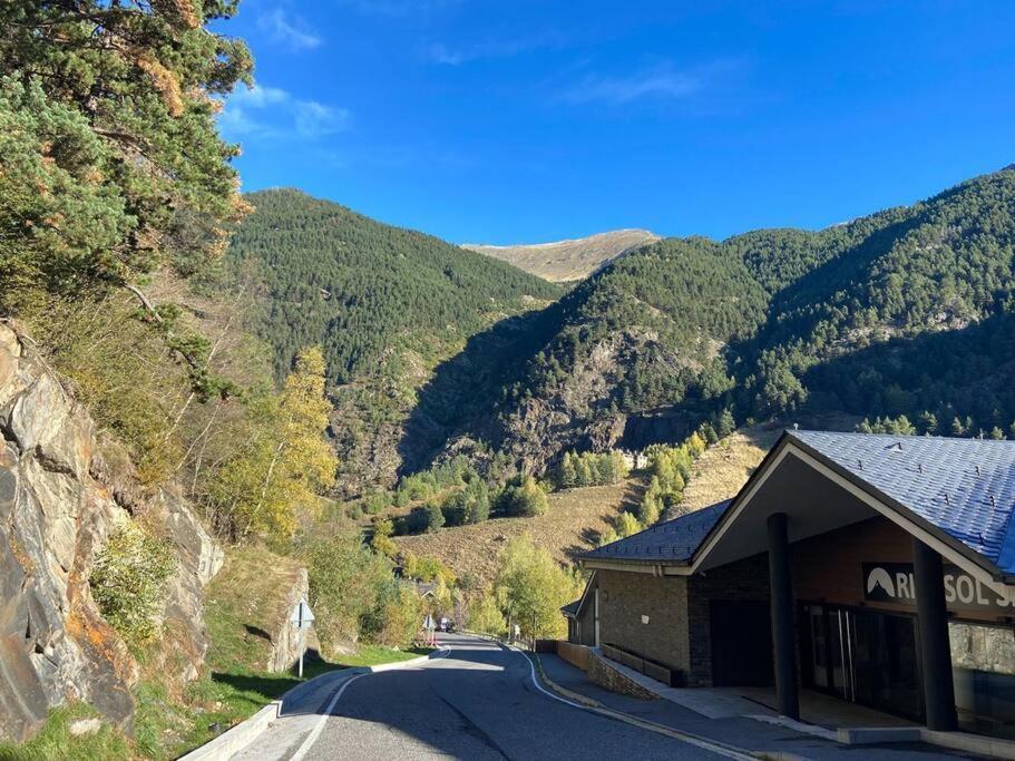 Iconic - A Pie De Pistas En 1 Minuto - Terraza Con Vistas Al Valle Arinsal - Parking Gratis L By Bonesvacances 외부 사진