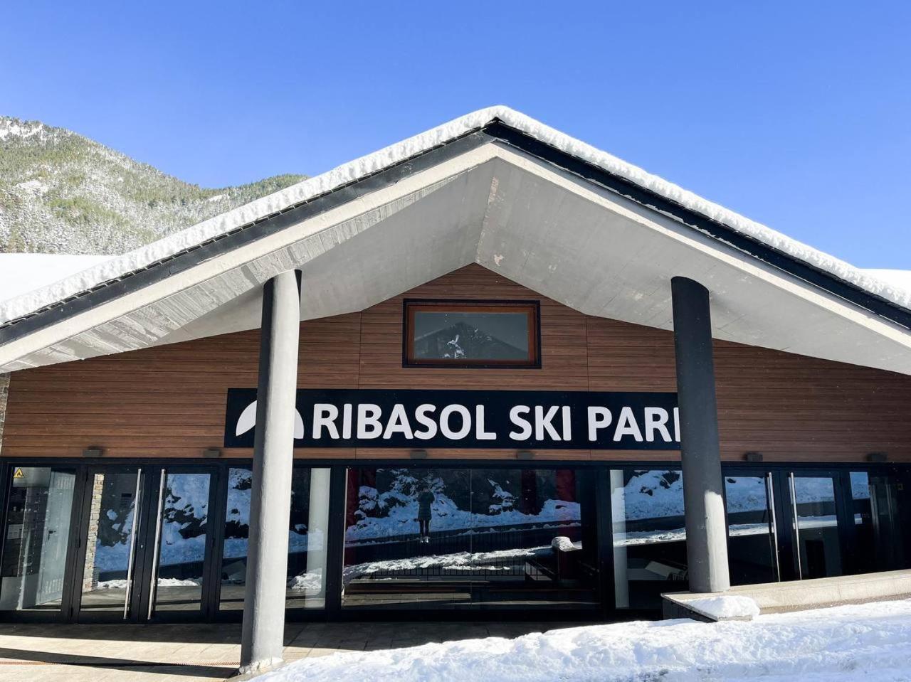 Iconic - A Pie De Pistas En 1 Minuto - Terraza Con Vistas Al Valle Arinsal - Parking Gratis L By Bonesvacances 외부 사진