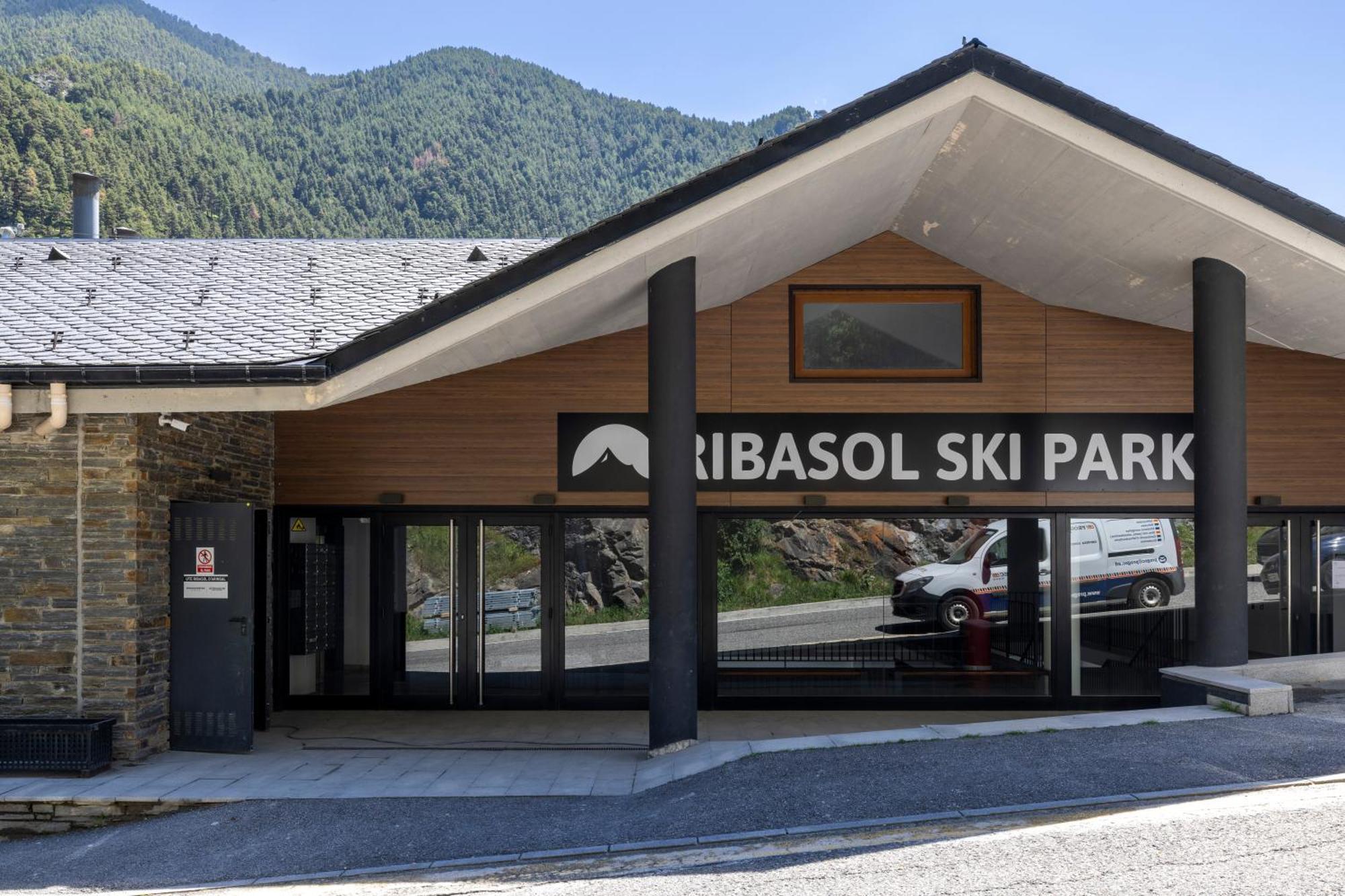 Iconic - A Pie De Pistas En 1 Minuto - Terraza Con Vistas Al Valle Arinsal - Parking Gratis L By Bonesvacances 외부 사진