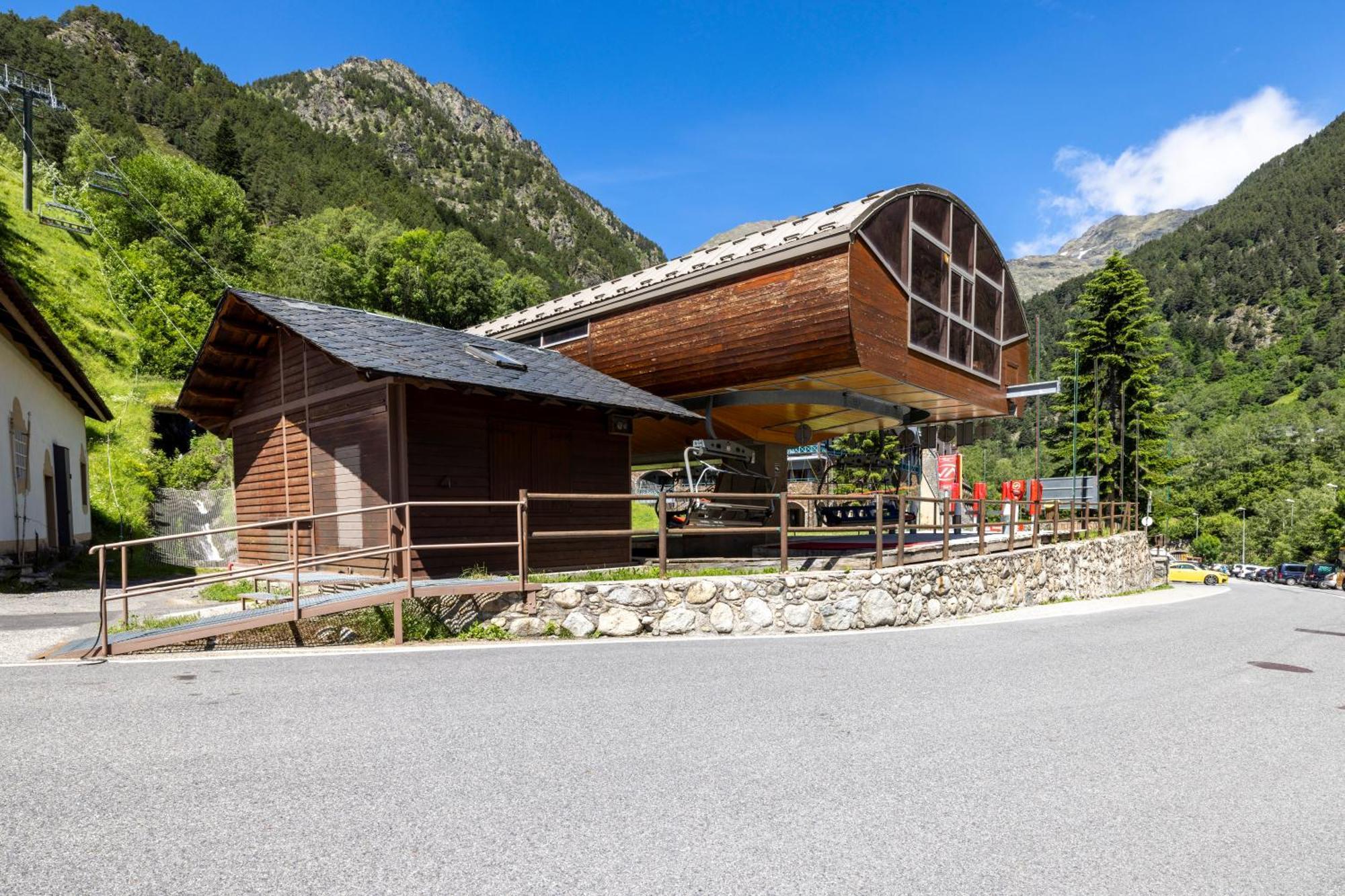 Iconic - A Pie De Pistas En 1 Minuto - Terraza Con Vistas Al Valle Arinsal - Parking Gratis L By Bonesvacances 외부 사진